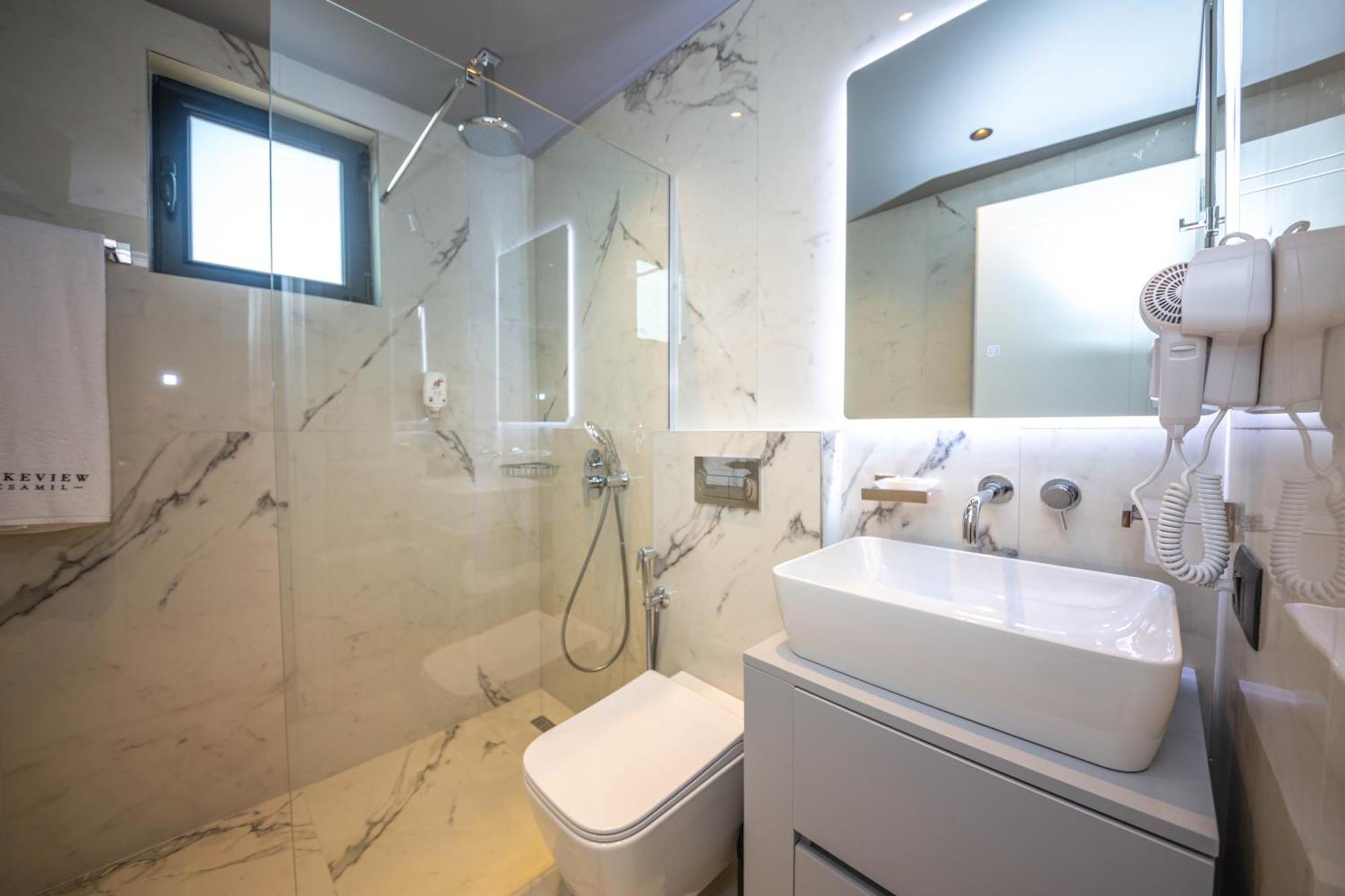 Lake View Rooms קסאמיל מראה חיצוני תמונה